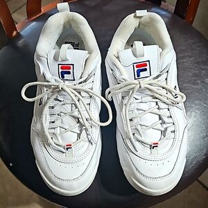 Fila lafies sneakers, white with Fila accents, great shape